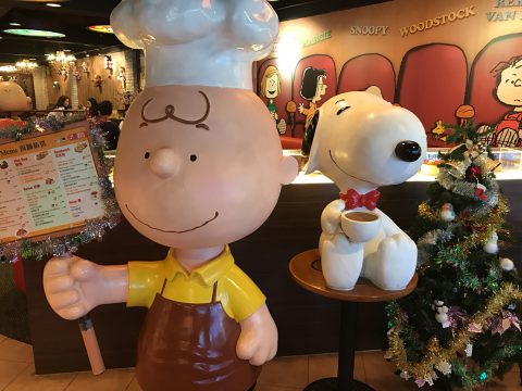 charlie-brown-cafe14